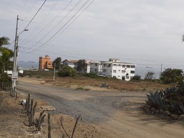 @Espléndido terreno con vista al mar en Ballenita Santa Elena