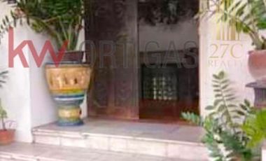 House with Pool for Sale in Valle Verde2, Pasig City