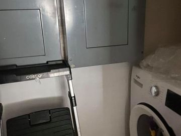 Studio Unit for Rent/Lease condo in Hidalgo Place condominium Rockwell Makati