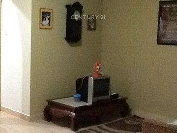 Disewakan Per Thn Rumah Strategis Di Bintaro Sektor 3A