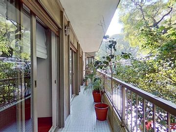 Venta Departamento 4 Ambientes con cochera Las Cañitas