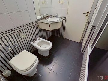 Venta Departamento 4 Ambientes con cochera Las Cañitas