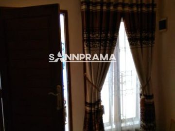 Rumah Second dalam perumahan Maharaja Depok dekat tol Sawangan 550 jt (reno)