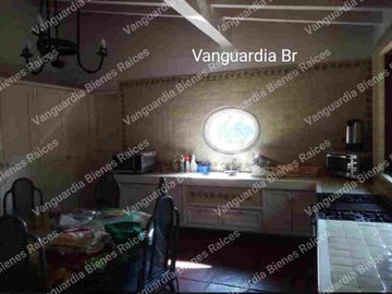Casa en Venta en Tepoztlán Morelos. Gran terreno, escriturada!
