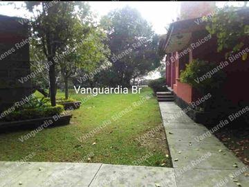 Casa en Venta en Tepoztlán Morelos. Gran terreno, escriturada!