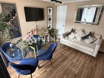 Casa en venta de 2 dorm. en Maipú