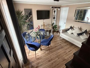 Casa en venta de 2 dorm. en Maipú