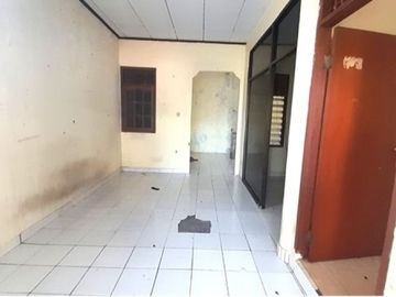 Dijual Murah Rumah 2 Lantai Dekat Stasiun Bekasi Kota