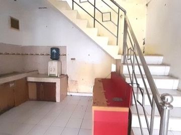 Dijual Murah Rumah 2 Lantai Dekat Stasiun Bekasi Kota