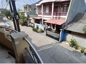 Dijual Murah Rumah 2 Lantai Dekat Stasiun Bekasi Kota