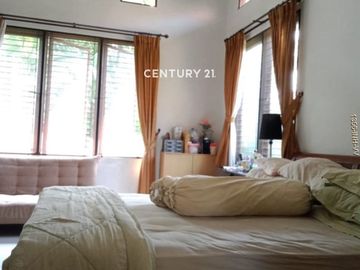 Dijual Rumah Hook Strategis Di Boulevard Sektor 9 Bintaro Jaya