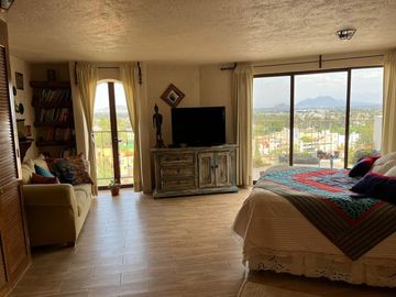 Hermosa Residencia en  Santa María Tepepan