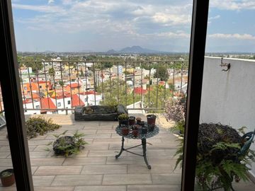 Hermosa Residencia en  Santa María Tepepan