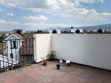 Hermosa Residencia en  Santa María Tepepan