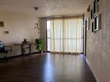 Hermosa Residencia en  Santa María Tepepan