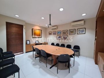 Rumah Luas Ex Kantor Strategis Area Mampang-Kemang