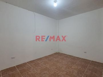 🏡 DEPARTAMENTO EN VENTA – 1ER PISO, URB. LA PLATA, PIMENTEL 🌟

Si buscas comodidad, ubicación y plusvalía, este departamento es para ti. 📍 Ubicado e