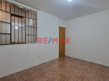 🏡 DEPARTAMENTO EN VENTA – 1ER PISO, URB. LA PLATA, PIMENTEL 🌟

Si buscas comodidad, ubicación y plusvalía, este departamento es para ti. 📍 Ubicado e
