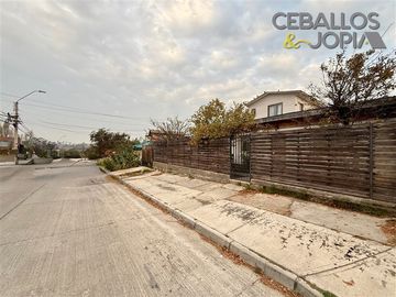 Casa en venta de 8 dorm. en Villa Alemana