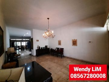 DIJUAL RUMAH ASRI dgn TAMAN di MENTENG dkt CIKINI, IMAM BONJOL, HI
