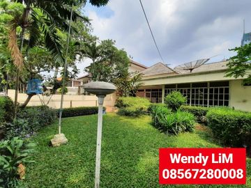 DIJUAL RUMAH ASRI dgn TAMAN di MENTENG dkt CIKINI, IMAM BONJOL, HI