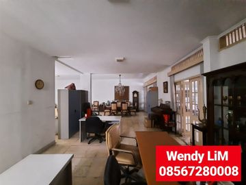DIJUAL RUMAH ASRI dgn TAMAN di MENTENG dkt CIKINI, IMAM BONJOL, HI