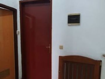 Rumah Disewakan Puribeta Strategis Siap Huni Dalam Perumahan