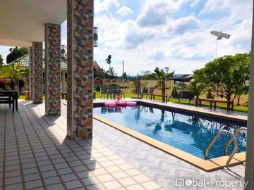 Detached family home with pool in Na-Jomtien
