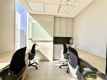 Oficina arriendo Las Condes metro Manquehue CentroFinanciero