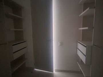 apartamento en arriendo en el portal. Cod A9433992