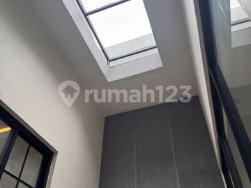 For Sale Rumah di Villa Melati Mas BSD Tangsel