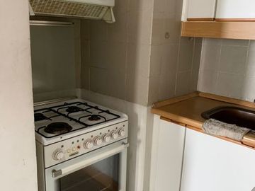 Disewakan Apartemen Park Royale Tipe Studio Kondisi Fully Furnished by Sava Properti APT-A3893