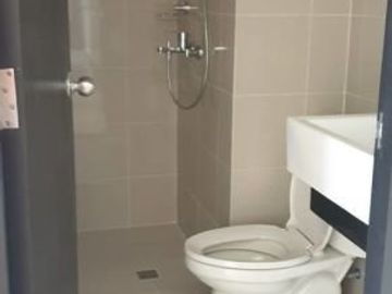 71.75 Sqm, 2 BR Condo For Sale at Manhattan Heights in Cubao
