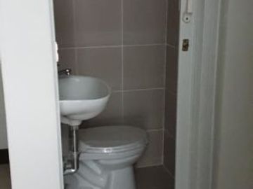 71.75 Sqm, 2 BR Condo For Sale at Manhattan Heights in Cubao