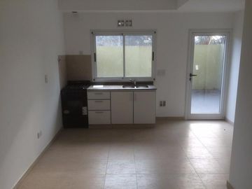 Departamento 2amb a estrenar con opción de cochera