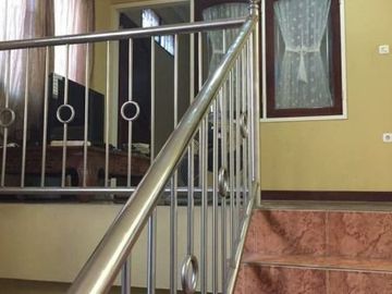 2M an dapat Rumah SHM 200m2 Rungkut Asri Surabaya Timur dkt MERR