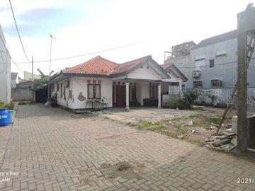 rumah di bintara bekasi barat dekat ke stasiun