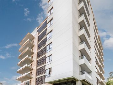 apartamento en venta en cristales. Cod V10968