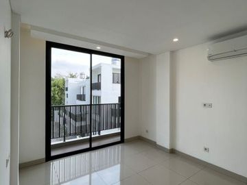 DIJUAL RUMAH / TOWNHOUSE URBANLIVING Jl PAHLAWAN / CIPUTAT, JAKSEL