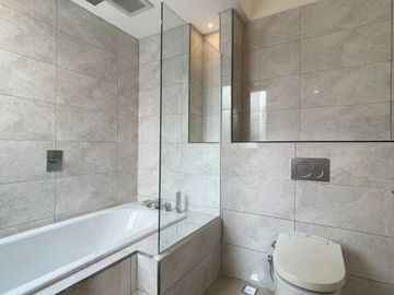 DIJUAL RUMAH / TOWNHOUSE URBANLIVING Jl PAHLAWAN / CIPUTAT, JAKSEL