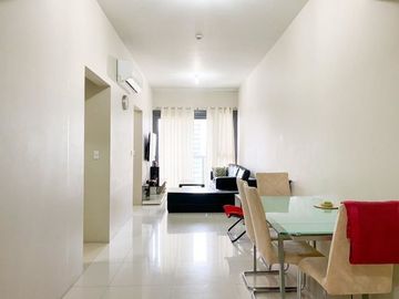 RUSH SALE Uptown Ritz 2BR Facing East with balcony