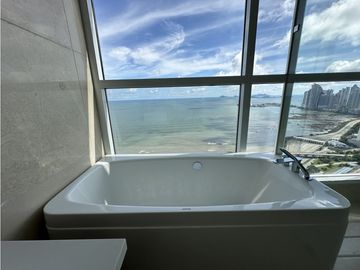 Windrose Penthouse