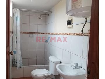 Venta De Amplio Departamento En Los Olivos