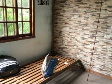Casa en Venta. 3 dormitorios con cochera, parque y pileta.