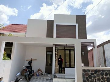 Dijual Murah Rumah dekat Kampus Brawijaya di Jalan Ikan Tombro Kota Malang