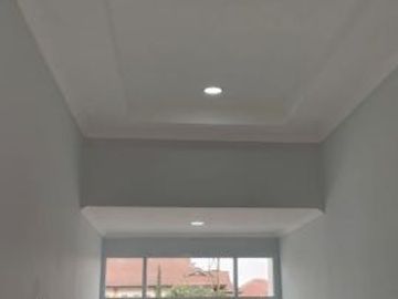 Rumah baru minimalis dan 2lantai di arcamanik dekat antapani