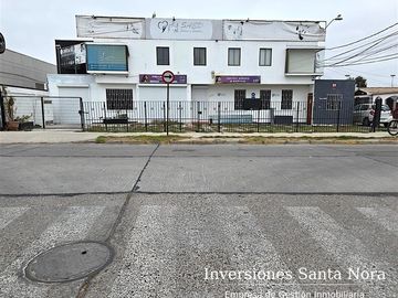 PROPIEDAD COMERCIAL EN AVENIDA ESTADIO LA SERENA