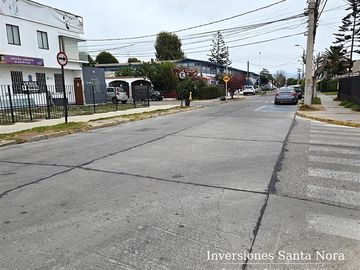 PROPIEDAD COMERCIAL EN AVENIDA ESTADIO LA SERENA