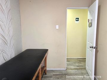 PROPIEDAD COMERCIAL EN AVENIDA ESTADIO LA SERENA