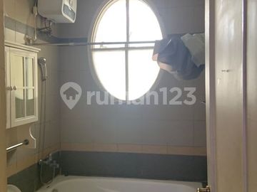Disewa Rumah Pik 1 Bagus Furnish Johar Golf 4 Kamar Murah